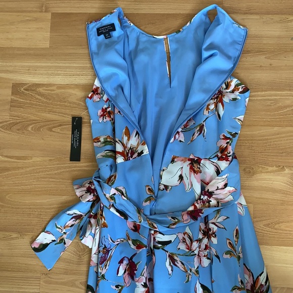 Tahari Women’s Dress - Picture 14 of 16